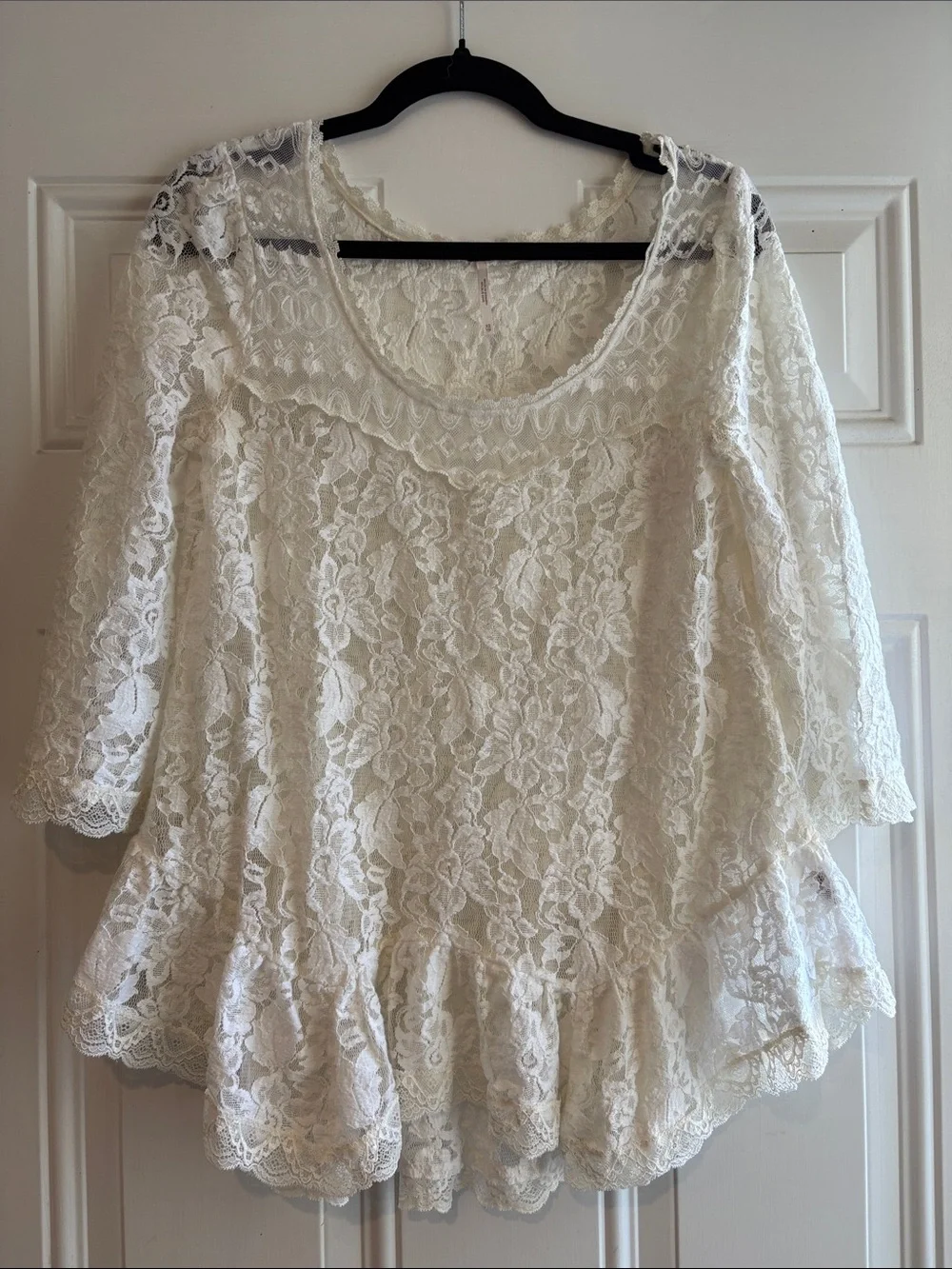Free People Cream Floral Lace Scoop-Neck Peplum Tunic project piece